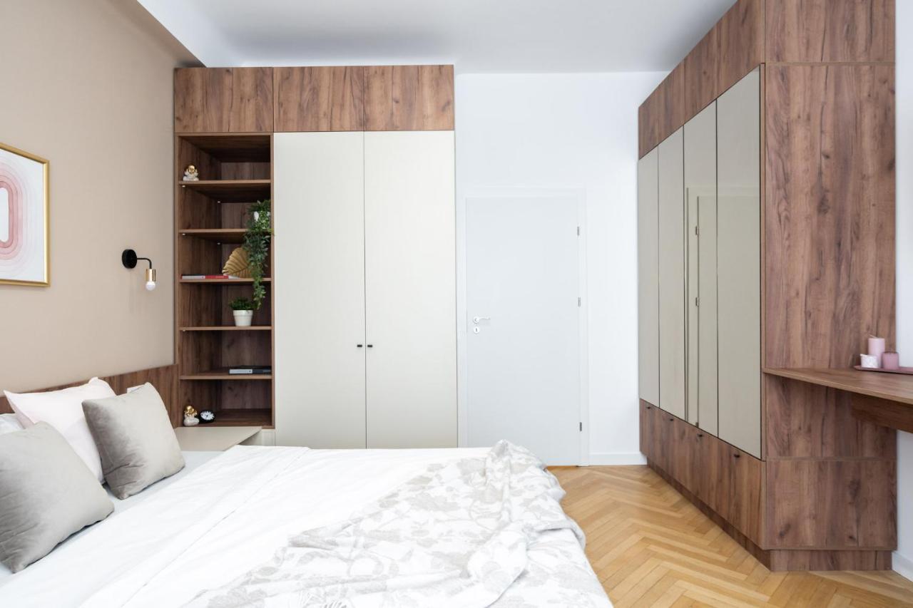 Old Town Bucharest, Luxury 2 Bedrooms Apartment Exteriör bild