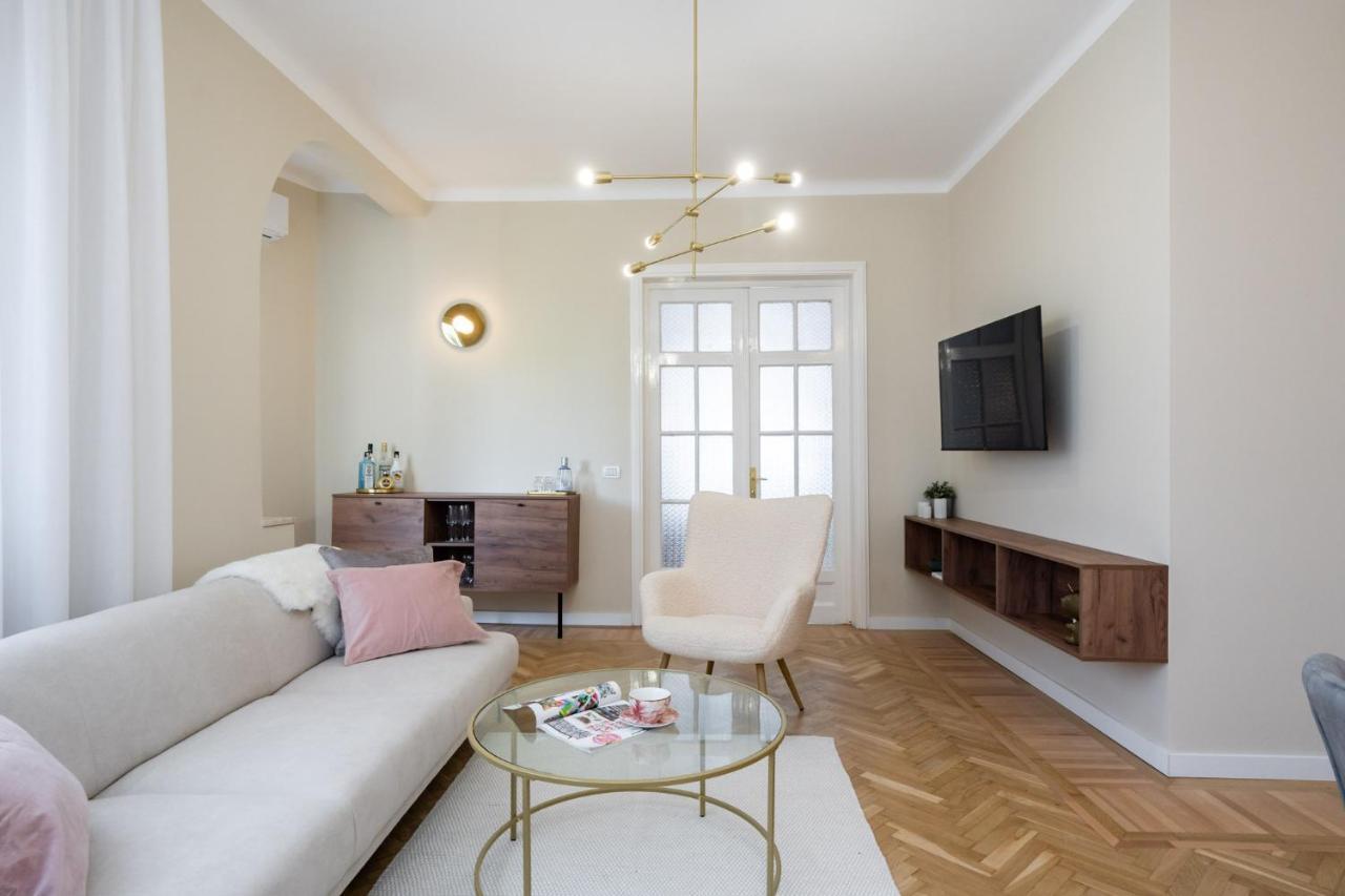 Old Town Bucharest, Luxury 2 Bedrooms Apartment Exteriör bild