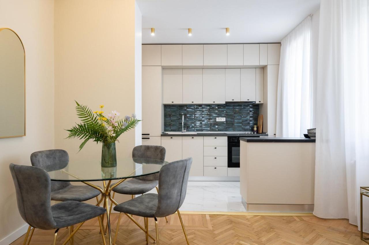 Old Town Bucharest, Luxury 2 Bedrooms Apartment Exteriör bild